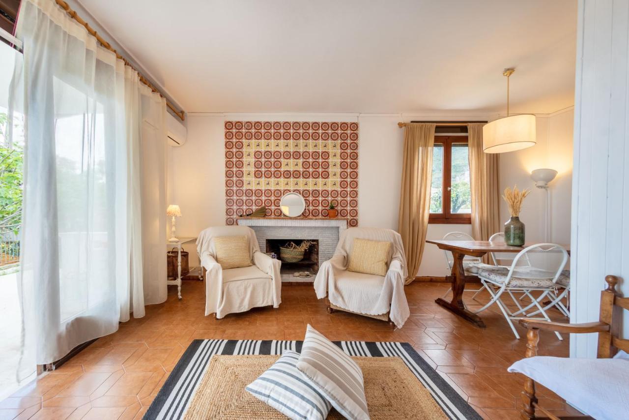 To Ktimataki Villa Agios Gordios  Eksteriør billede