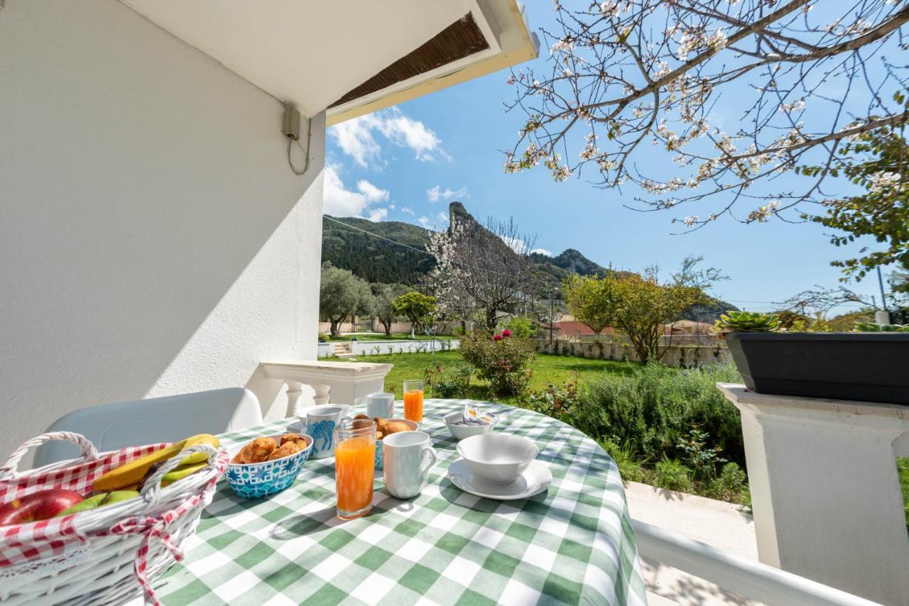 To Ktimataki Villa Agios Gordios  Eksteriør billede