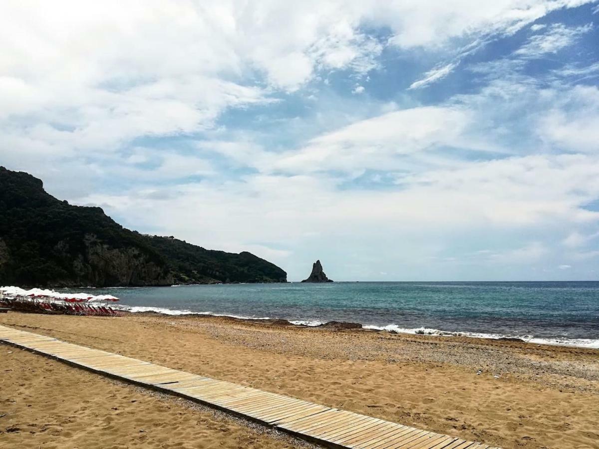 To Ktimataki Villa Agios Gordios  Eksteriør billede